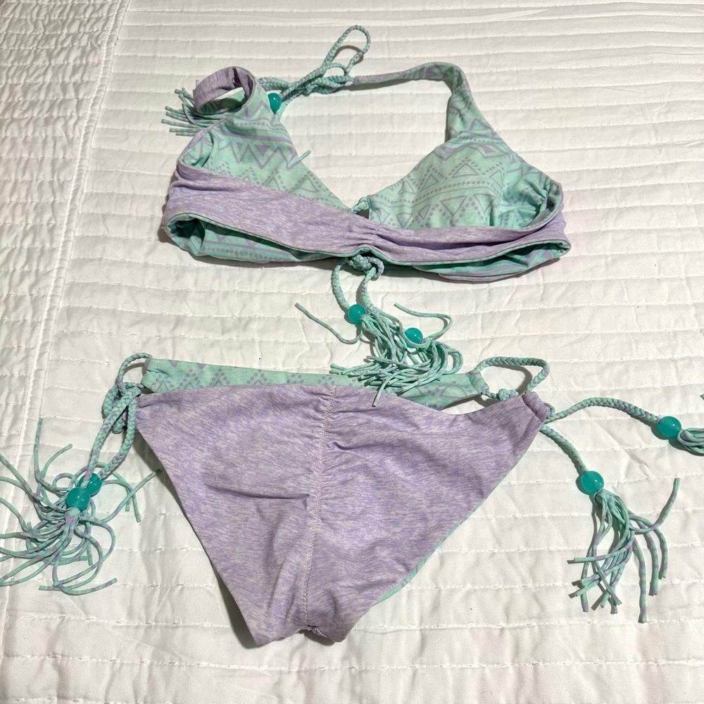 Victoria Secret Reversible Bikini - Picture 7 of 7